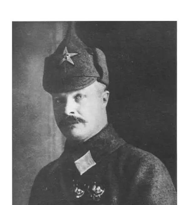 Пик карьеры и неожиданная смерть Михаила Фрунзе