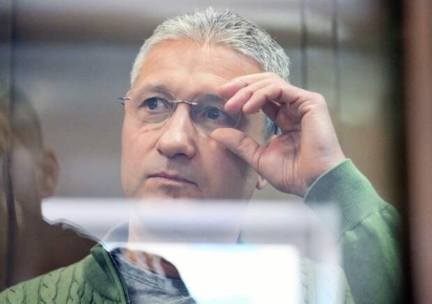 Тимур Иванов просит вернуть дело о растрате в апелляцию и оправдать его