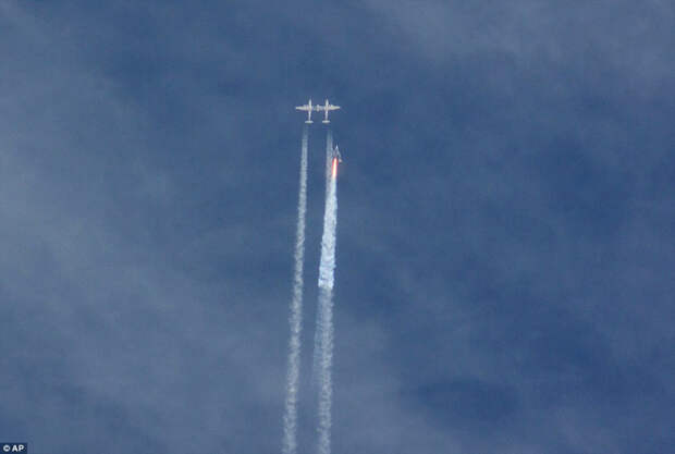 1414797261290_wps_44_The_Virgin_Galactic_Space 1414797261290_wps_44_The_Virgin_Galactic_Space