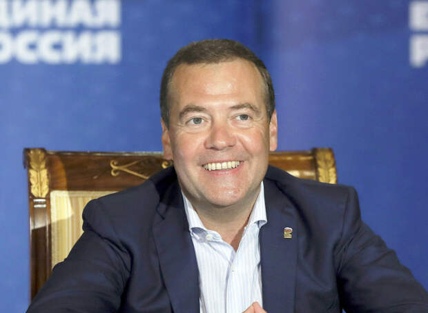 От преподавателя вуза до президента. Карьера и семья Дмитрия Медведева