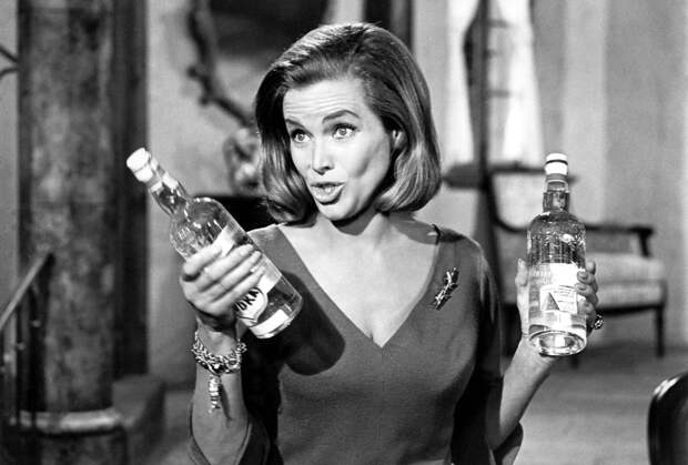 «Эпоха застолья» В СССР придумали миф о популярности русской водки. Как весь мир поверил в это?