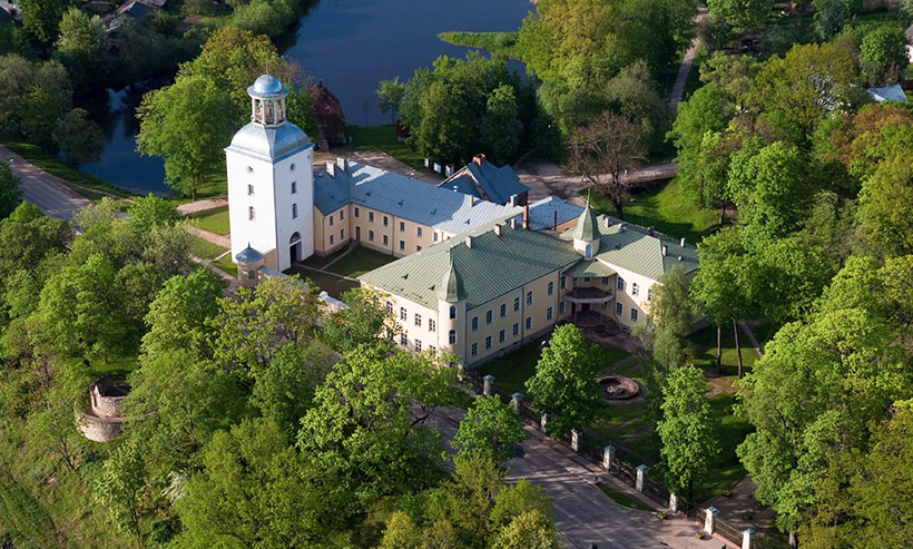 Крустпилсский замок