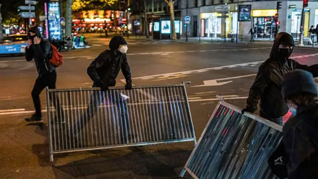 "Ни Макрон, ни Ле Пен — революция!" Чем закончились выборы во Франции