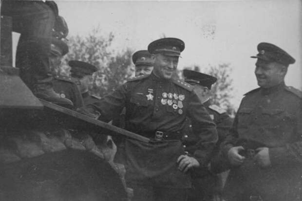 Неизвестный разведчик спас детей