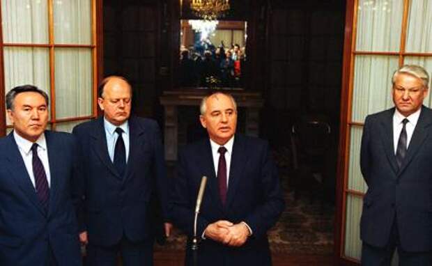 Почему Назарбаев не спас Советский Союз?