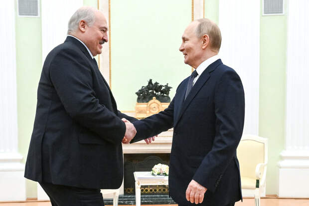 Лукашенко вспомнил, как Путин в Карелии показал ему выращивание рыбы в садках