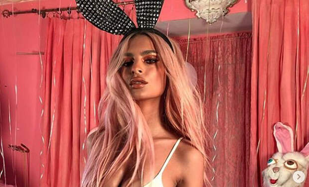 Ушастое настроение: Как Эмили Ратажковски, Майли Сайрус, Риз Уизерспун и другие отметили католическую Пасху