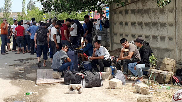 Снова бунт: Мигранты разозлили жителей России. А власти молчат?