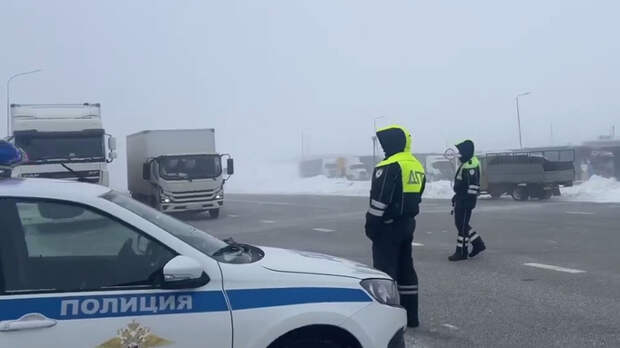 Выезд из Барнаула по Змеиногорскому тракту перекрыли из‑за непогоды