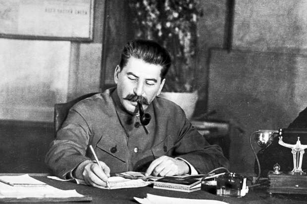 Сталин на Украине – в десятке идеальных политиков