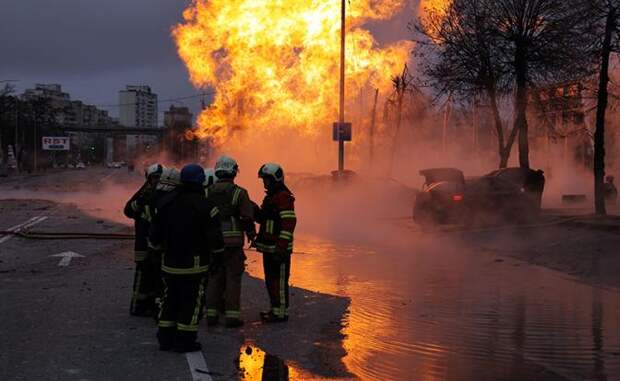 Опасаясь «ответки» за Усть-Лугу, Зеленский предложил Москве воздушное перемирие