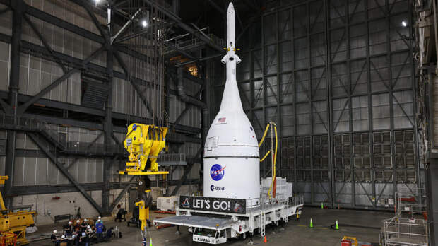 У России ремонт, у США и Китая — полет на Луну. Что ждать от космической гонки в 2026 году