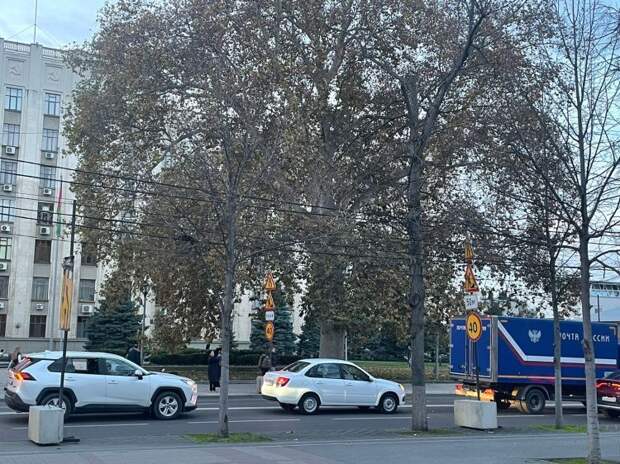 С 1 апреля и это не шутка!  В Краснодаре продлят время оплаты муниципальных парковок