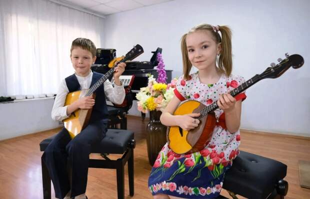 В 2026 году ряду астраханских детских школ искусств отремонтируют здания и подарят музыкальные инструменты