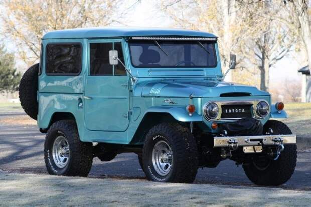 Toyota Land Cruiser FJ40 после тщательной реставрации