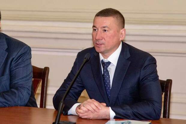 Бывшего главу Калининского района Ивана Громова задержали по делу о мошенничестве, пишет «Фонтанка»