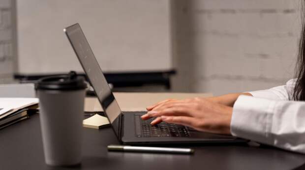 Юрист рассказал, почему работник вправе отказаться от корпоратива в свой выходной