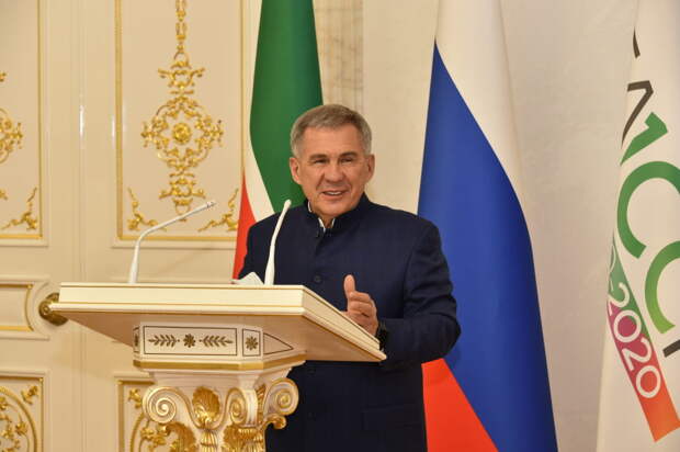 Рөстәм Миңнеханов Татарстан халкын Яңа ел белән котлады