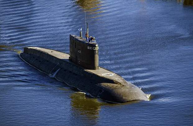 Варшавянка Черноморского флота провела торпедные стрельбы на Балтике