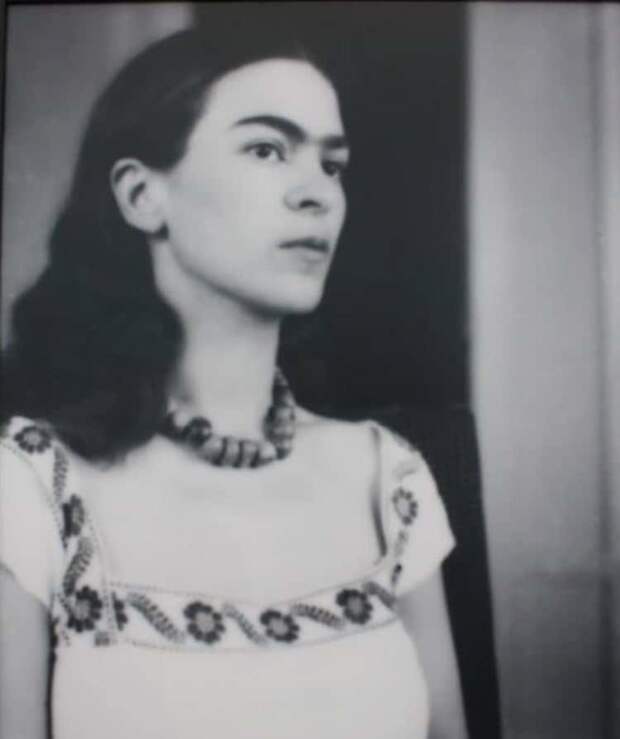 Редкие снимки культовой художницы Фриды Кало 1920-х годов Фрида Кало, искусство, история, редкие фото, ретро, ретро фото, фото, художницы