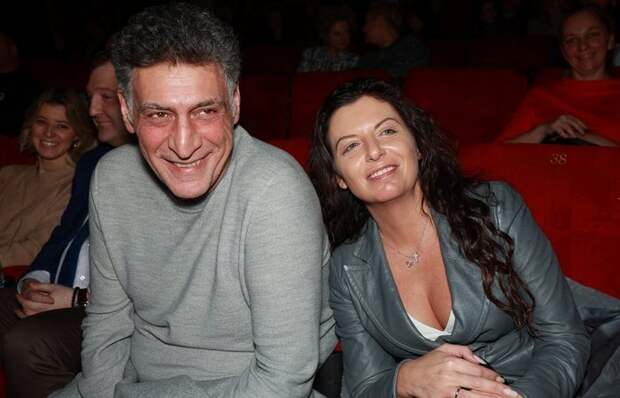 Второй брак отца приняла не сразу.