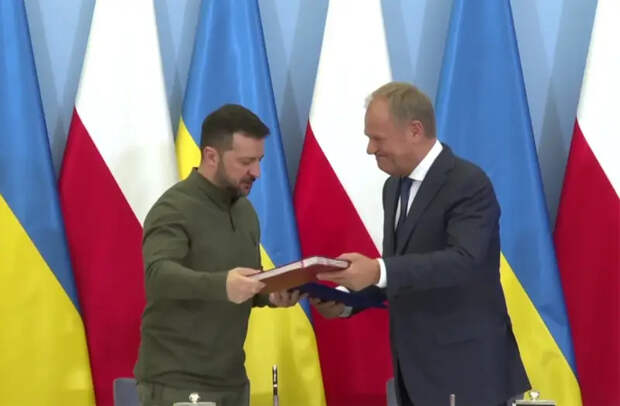 На фоне уничтожения ракетными ударами подстанций в Киеве Зеленский запросил у Варшавы поставок электроэнергии в промышленных объёмах
