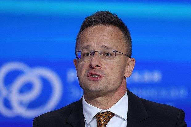 Сийярто обрушился с критикой на Рютте из-за слов об Украине