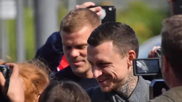 Уткин: между тем где-то в Москве начали вечер Кокорин и Мамаев