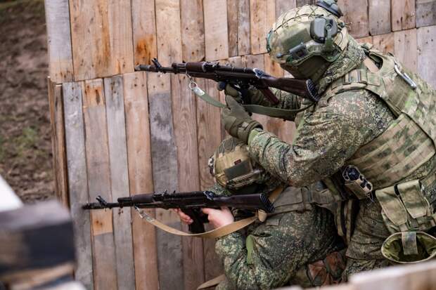 Боец «Орлана» и мирный житель попали под атаки ВСУ в российском регионе