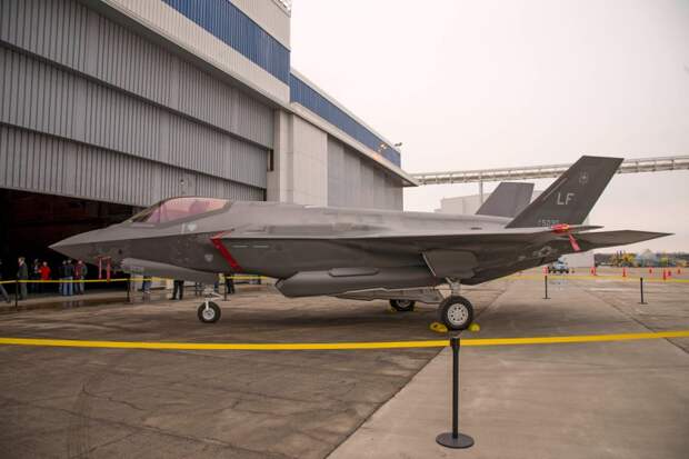 Самолет на букву «Б»