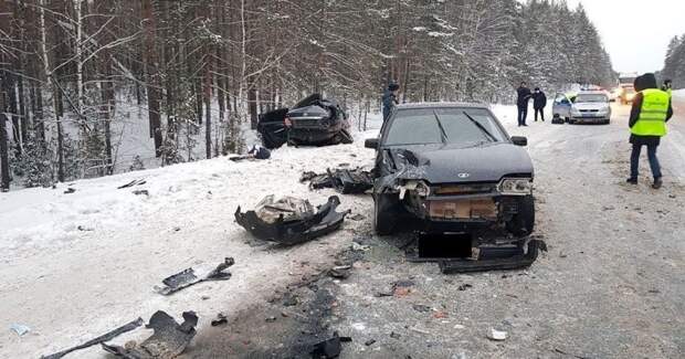 Авария дня. В Марий Эл два человека погибли в массовом ДТП