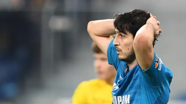 Gol Bezan: Азмун сдал положительный тест на коронавирус