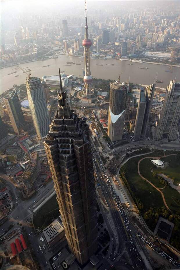5. Шанхайская Jin Mao Tower одно из самых высоких зданий в Китае.