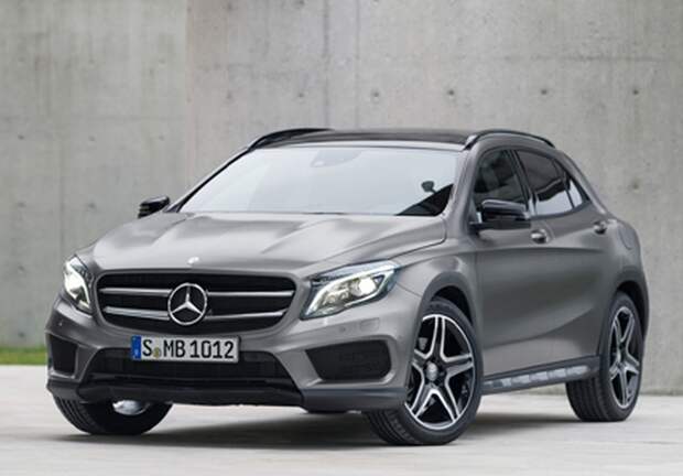 Автомобиль Mercedes-Benz GLA250 4MATIC.