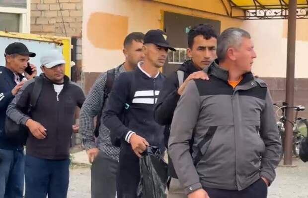 «Мы просто скрываем богатство»: мигранты обругали МВФ за признание Таджикистана беднейшей страной бывшего СССР