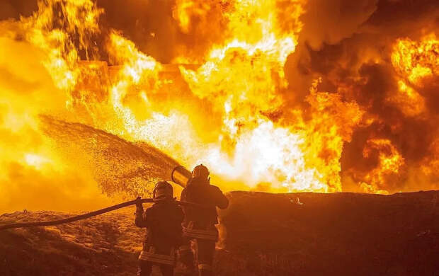 Продолжаются атаки ВС РФ по западу Украины, взрывы на курорте «Буковель»