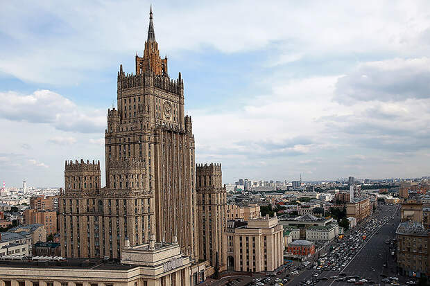 МИД РФ подтвердил информацию о переговорах Сараджа и Хафтара в Москве