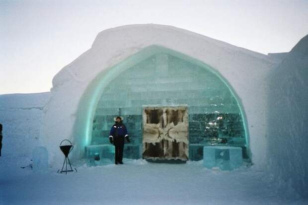 ice-hotel.jpg