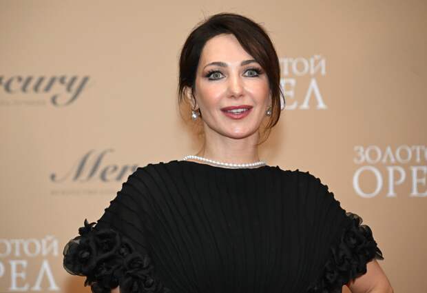 Екатерина Климова появилась на публике в украшениях на три миллиона рублей