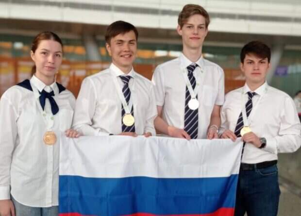 Российские школьники завоевали четыре золотых медали на Международной биологической олимпиаде