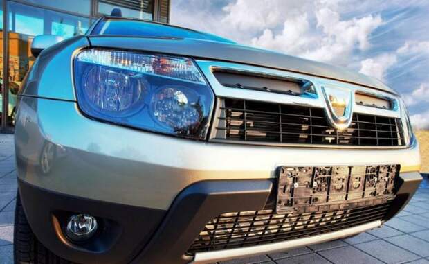 Житель Караганды пожаловался на темную дорогу, аким посоветовал включать фары