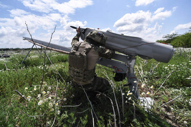 Минобороны: силы РФ уничтожили склад безэкипажных катеров и цех сборки дронов