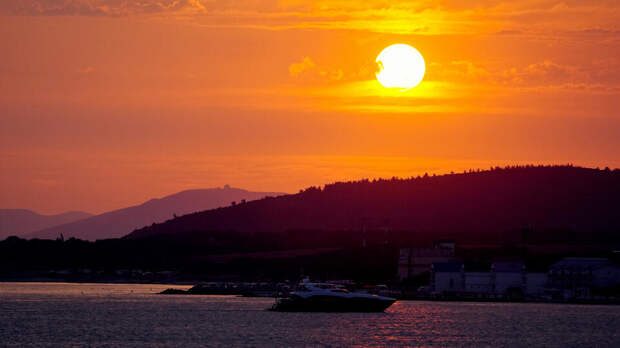 Глава РАН рассказал о влиянии глобального потепления на климат в России