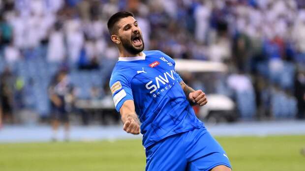 Дубль Митровича принес «Аль-Хилялю» волевую победу над «Аль-Ахли»