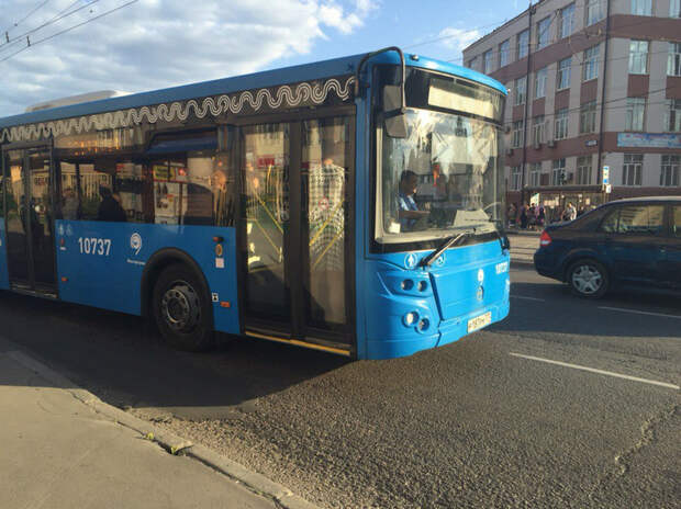 Автобусы в Бирюлеве Западном