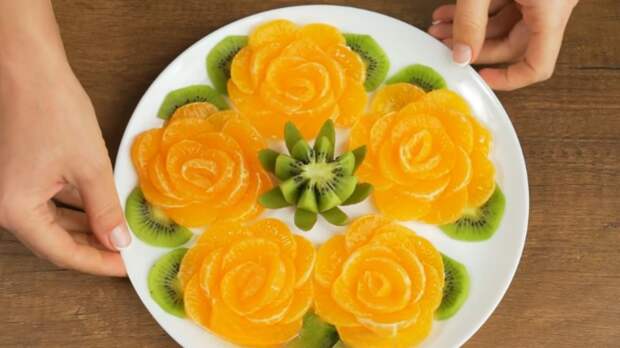 Фруктовая тарелка с цитрусовыми: 5 идей для красивой подачи