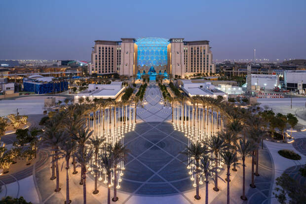 Купол Al Wasl Plaza