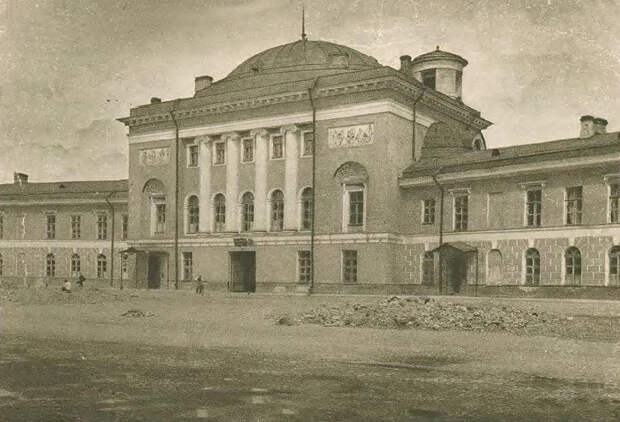 Церковь, в которой отпевали Пушкина