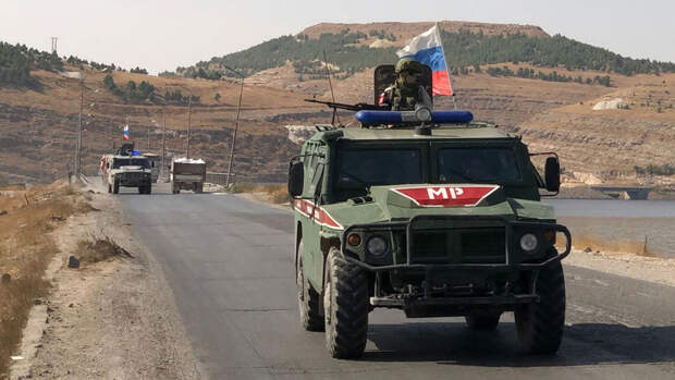 ЦПВС: в Сирии военная полиция РФ блокировала колонну "коалиции" из БМП Bradley