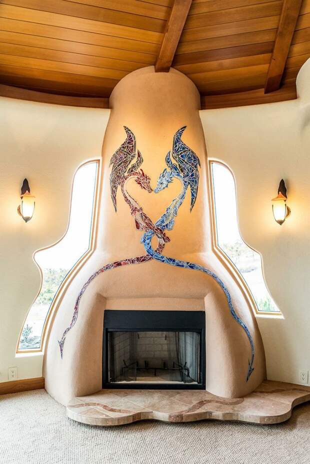 Мозаика с драконами огня и льда над камином - еще одна неповторимая деталь oregon, властелин колец, дизайн, дом, мир, толкин, фото